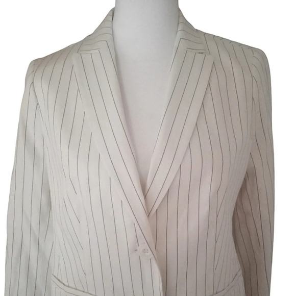 Talbots Pinstripe Minimalist Single Breasted Blazer Size 4 NWT Office Workwear - Picture 2 of 8